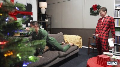 Damian Night, & Jake Preston - Banging The Jolly Humper - free gay porn