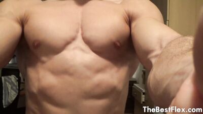 TheBestFlex - Jonny Lepo - Close up flexing - free gay porn