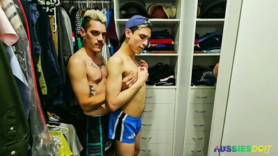 AussiesDoIt - Wardrobe BJ Buddies - free gay porn