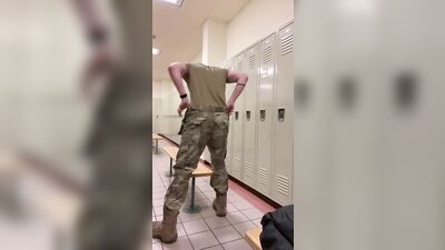 Discord Leak - Locker Room Gay Porn (6)