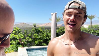 OnlyFans - Seattle Dad Tate Hoskins  HotDadventures - Seducing The Pool Boy - free gay porn