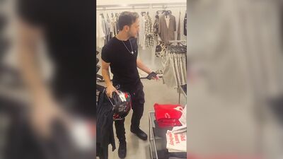 GayNetwork - Zalthy  Eduell Evindur - In the fitting rooms of a shopping mall - free gay porn