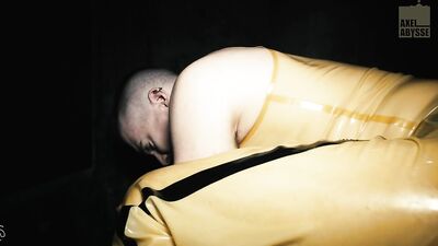 RawFuckClub - Gaping hole filled with piss - free gay porn