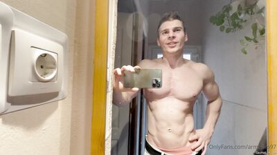OF - Armzbro97 (132)