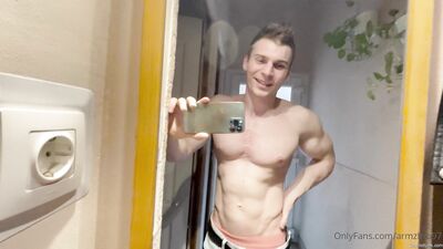 OF - Armzbro97 (132)