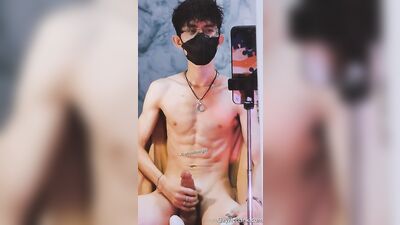 Bin Nguyen OF Post Nay toi mac mua by binsua2701 from OnlyFans Coomer
