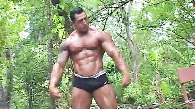 Musclehunks - Ezequiel Martinez 1-1 - free gay porn