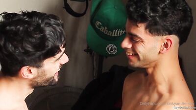 onlyfans - kinkyandtender (122) - free gay porn