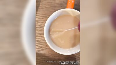 OnlyFans - TradesManCock - The londoncuckold asked me to do some joinery - free gay porn