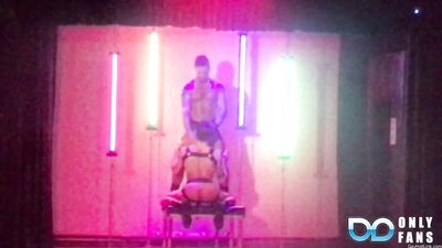 [OnlyFans] Dominic Pacifico - 40 - LIVE sex show @nobhilltheatre with @thecaseyeverett @dominicpacifico  pornstar  rawfuck