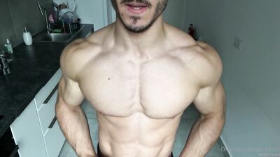 Kevin OnlyFans - - 2023-08-30 16-08-35