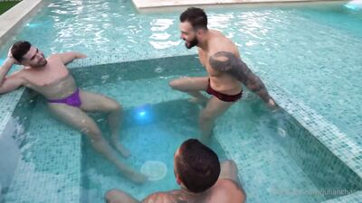 OnlyFans - Julian Chase, Oliver Colt & Lorenzo Aslan