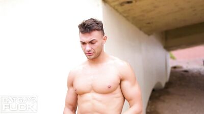HotGuysFuck - Big Man Jacob Black Takes Reina Heart to Pound Town