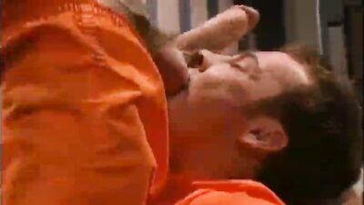 Security Guard Fucking a Prisoner