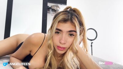 ANGELITEEN thanks me with a blowjob and asks me to fuck her to have content on her OF