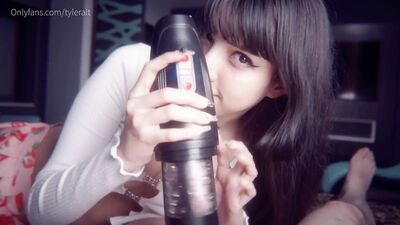 You Can t resist the power of this Sohimi Toy