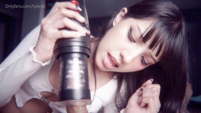 You Can t resist the power of this Sohimi Toy