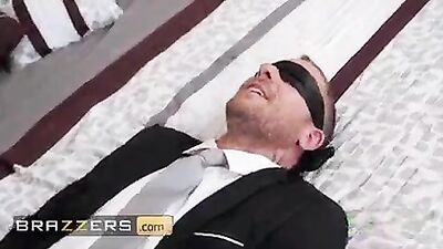 (Emma Hix) has hard anal from her friends dad (Scott Nails) Brazzers