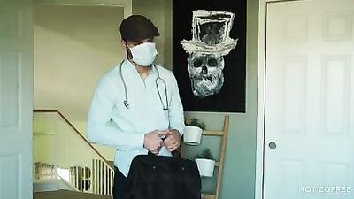 Big Ass Latina ds to be sick and fucks her pussy doctor