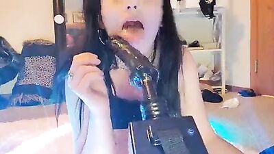 Dildo fuck machine for girl