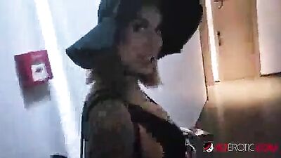 Fucking tattooed slut Heidi Van Horny in the shower