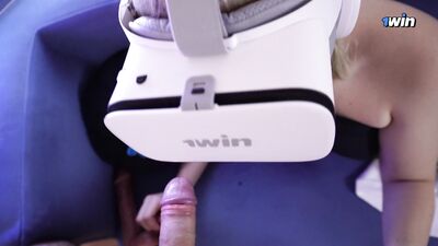Stepsister was watching VR porn I slipped her my dick and fucked her hard