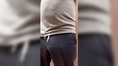 Men in Locker Rooms Gay Porn Video (74)