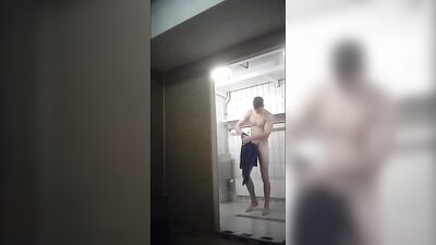 Men in Locker Rooms Gay Porn Video (85)