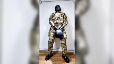 Men In Uniform Gay Porn Video (19)