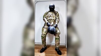 Men In Uniform Gay Porn Video (19)