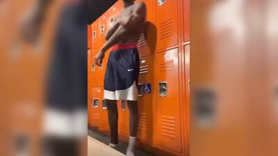 Men in Locker Rooms Gay Porn Video (64)