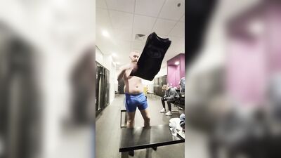 Men in Locker Rooms Gay Porn Video (15)