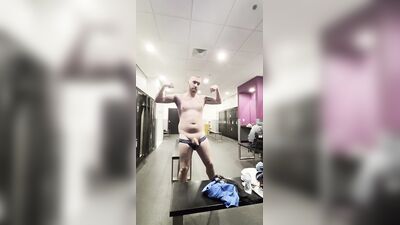 Men in Locker Rooms Gay Porn Video (15)