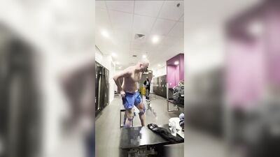 Men in Locker Rooms Gay Porn Video (15)