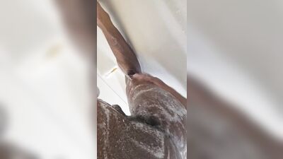 It's Shower Time Gay Porn Video (2)