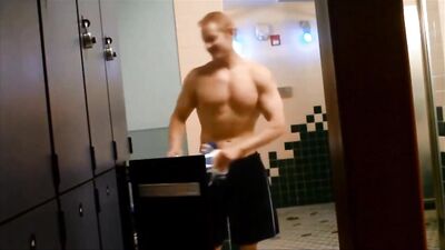 Men in Locker Rooms Gay Porn Video (84)