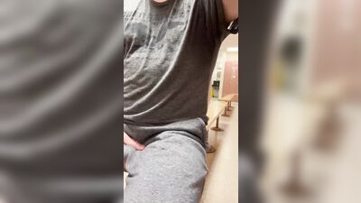 Men in Locker Rooms Gay Porn Video (58)