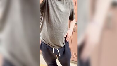 Men in Locker Rooms Gay Porn Video (78)