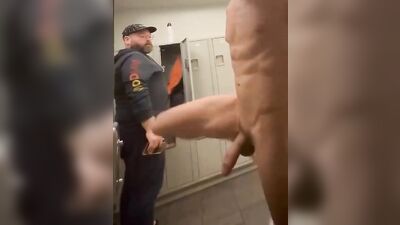 Men in Locker Rooms Gay Porn Video (123)