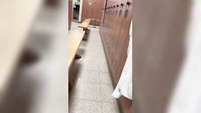 Men in Locker Rooms Gay Porn Video (71)