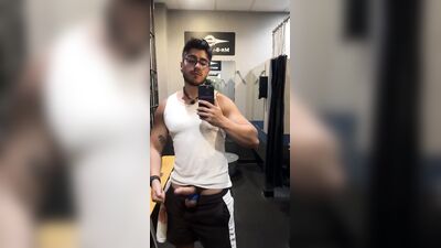 Men in Locker Rooms Gay Porn Video (15)