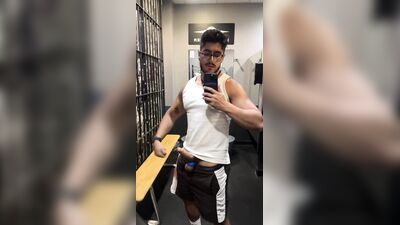 Men in Locker Rooms Gay Porn Video (15)