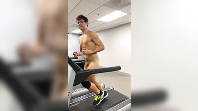 Men in Locker Rooms Gay Porn Video (16)