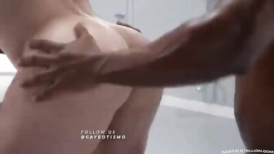 Men in Locker Rooms Gay Porn Video (50)