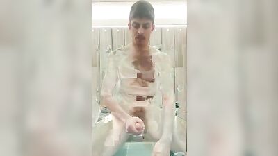 Men in Locker Rooms Gay Porn Video (81)