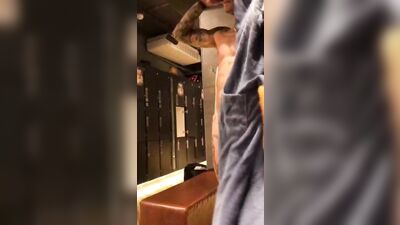 Men in Locker Rooms Gay Porn Video (69)