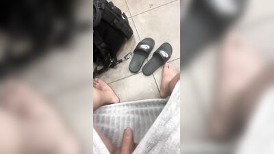 Men in Locker Rooms Gay Porn Video (67)