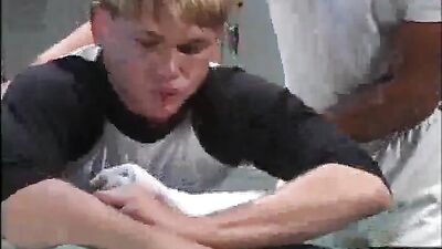 Men in Locker Rooms Gay Porn Video (60)