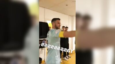 Men in Locker Rooms Gay Porn Video (23)