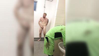 Men in Locker Rooms Gay Porn Video (162)